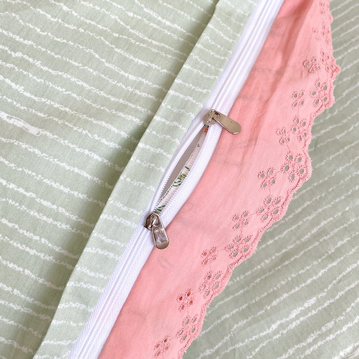 91家纺网 家纺一手货源 找家纺 宇彬家纺 2024直播新款13372全棉纯棉韩版刺绣花边和印花花边床单床笠款四件套和单被套喷气清新 刺绣花边-南茜花园