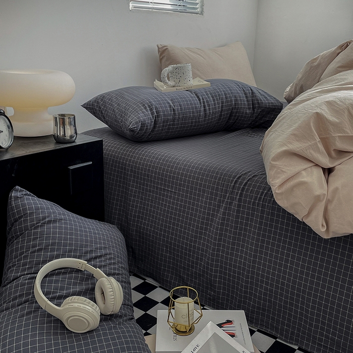 91家纺网 家纺一手货源 找家纺 2024新款A类全棉纯棉纯色双拼色织水洗棉四件套 卡其混搭小灰格