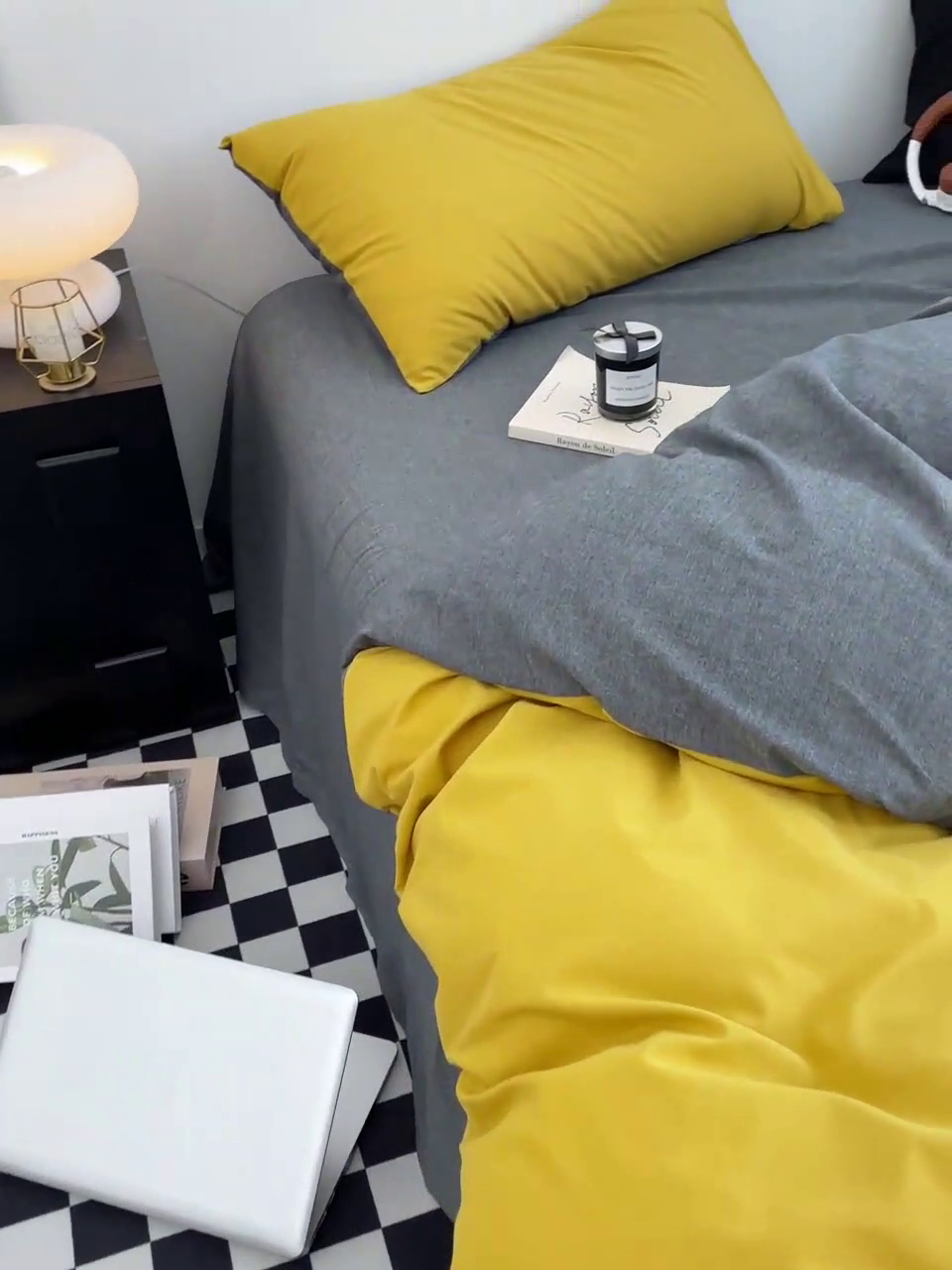 91家纺网 家纺一手货源 找家纺 2024新款A类全棉纯棉纯色双拼色织水洗棉四件套 姜黄拼深灰