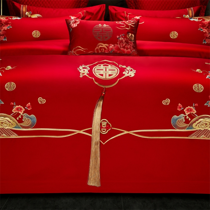 91家纺网 家纺一手货源 找家纺 美娘阁 2025新款长绒棉贡缎新中式古典韵味精美刺绣婚庆四件套多件套系列 相伴一生