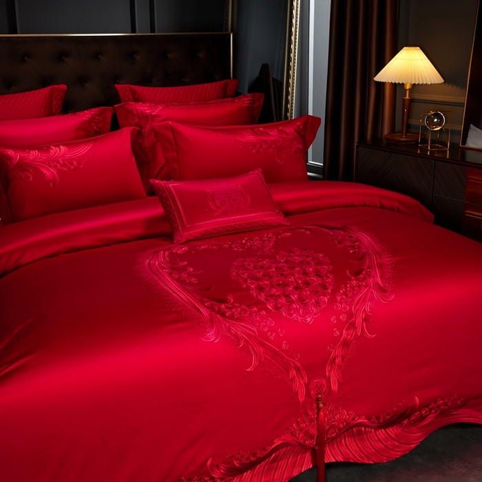 91家纺网 家纺一手货源 找家纺 美娘阁 2025新款长绒棉贡缎新中式古典韵味精美刺绣婚庆四件套多件套系列 玫瑰恋人（红）