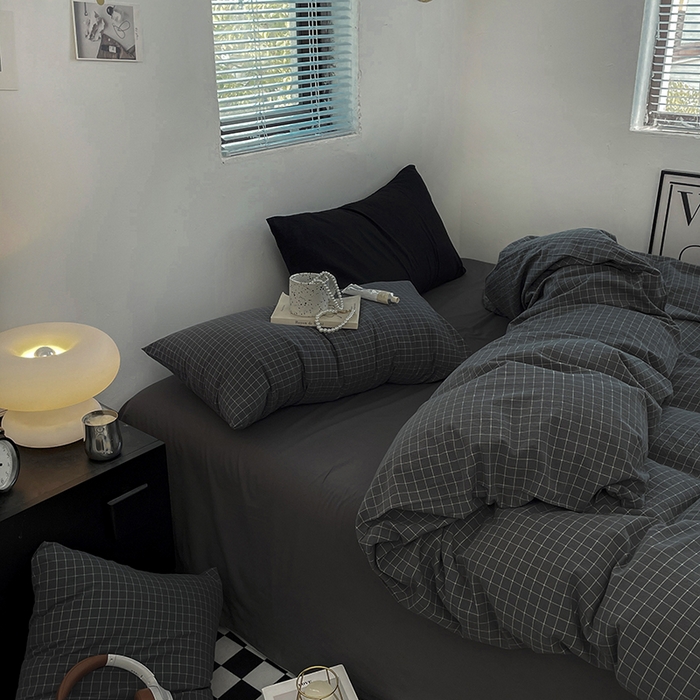 91家纺网 家纺一手货源 找家纺 2024新款A类全棉纯棉纯色双拼色织水洗棉四件套 小灰格