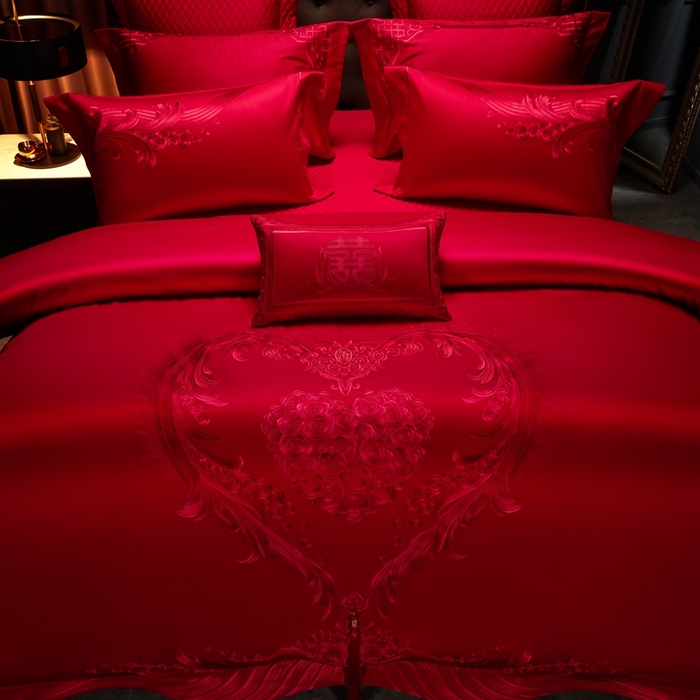 91家纺网 家纺一手货源 找家纺 美娘阁 2025新款长绒棉贡缎新中式古典韵味精美刺绣婚庆四件套多件套系列 玫瑰恋人（红）
