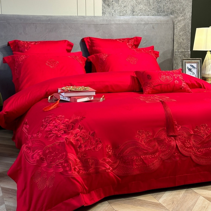 91家纺网 家纺一手货源 找家纺 美娘阁 2025新款长绒棉贡缎提花款新中式古典韵味精美刺绣婚庆四件套多件套 花开并蒂(红）