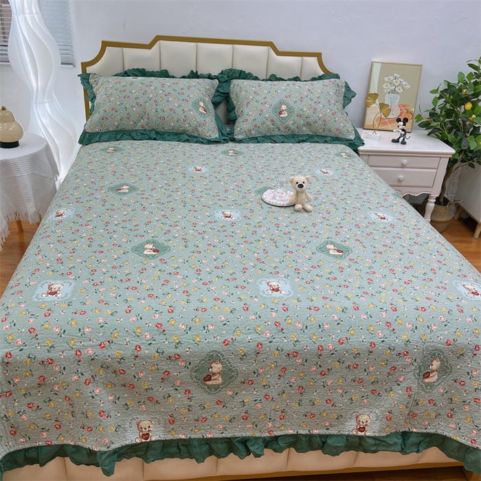 91家纺网 家纺一手货源 找家纺 暖居 2024新款砂洗棉花被套全棉床盖四件套绗缝夹棉纯棉床盖三件套小熊宝绿