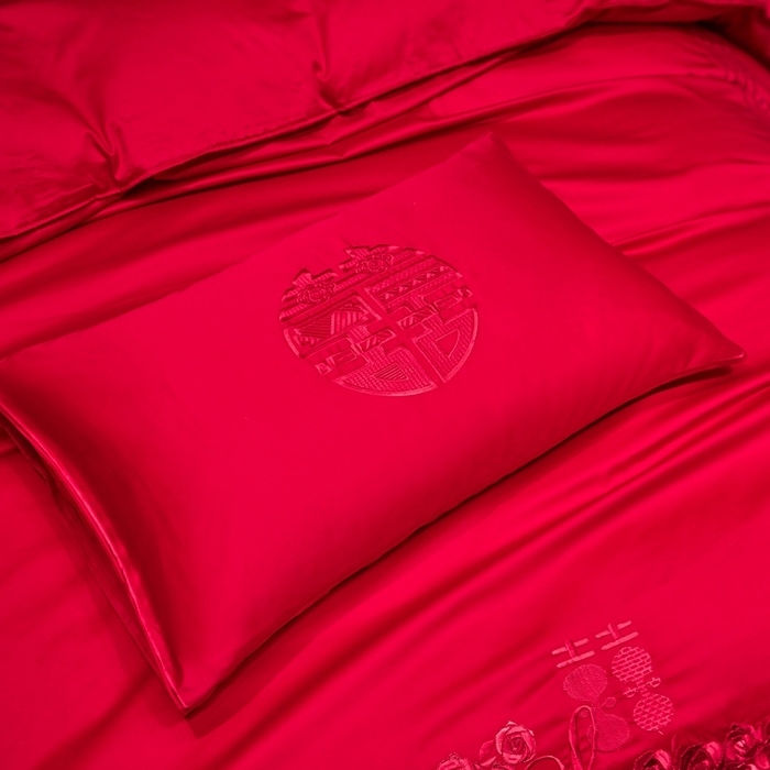 91家纺网 家纺一手货源 找家纺 美娘阁 2025新款长绒棉贡缎新中式古典韵味精美刺绣婚庆四件套多件套系列 全心全意