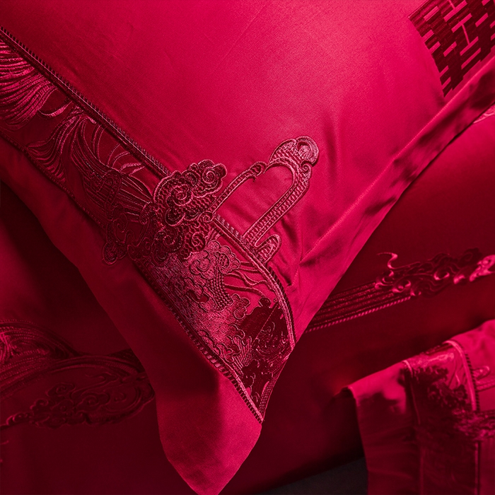 91家纺网 家纺一手货源 找家纺 美娘阁 2025新款长绒棉贡缎新中式古典韵味精美刺绣婚庆四件套多件套系列 家大业大（酒红色）