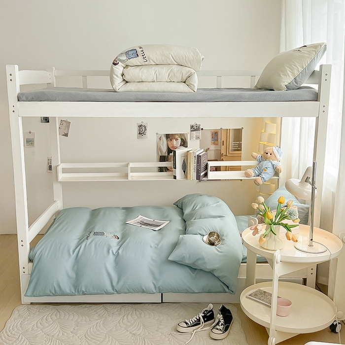 91家纺网 家纺一手货源 找家纺 眠帛家居 2024新款宿舍三件套水洗棉提花刺绣四件套熊先生 繁星蓝