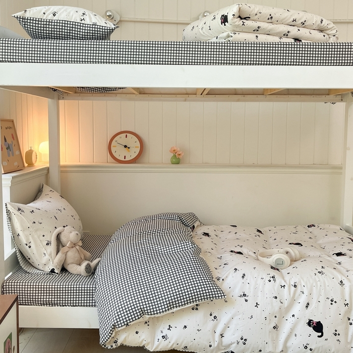 91家纺网 家纺一手货源 找家纺 吉象家纺 2025新款全棉印花款三件套 小黑猫