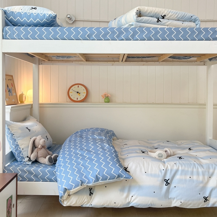 91家纺网 家纺一手货源 找家纺 吉象家纺 2025新款全棉印花款三件套 蓝茵