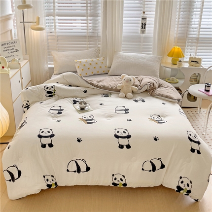 91家纺网 家纺一手货源 找家纺 艺菲阁家纺  2024新款A类水洗双层纱大豆纤维被冬被 小熊猫