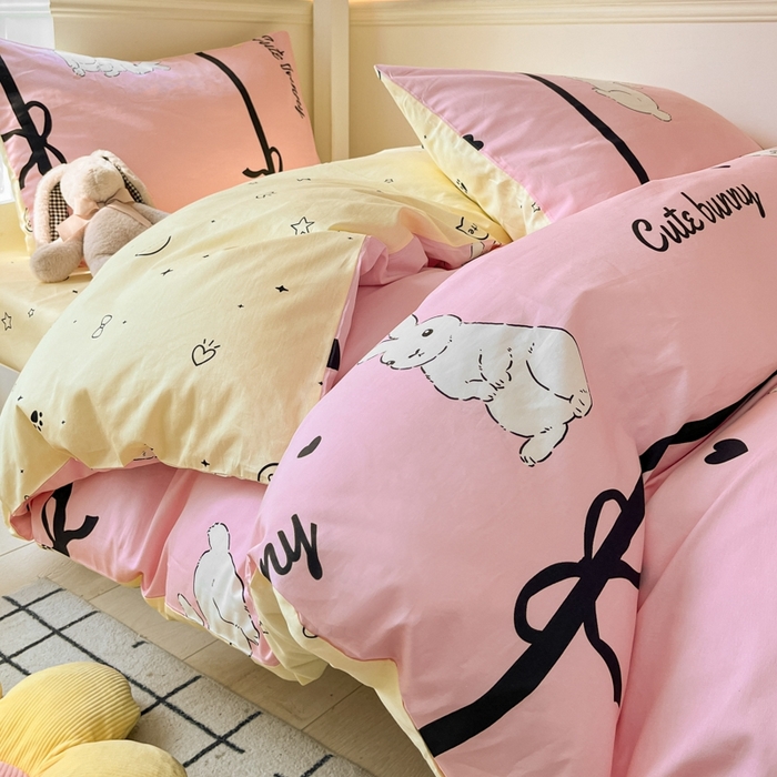 91家纺网 家纺一手货源 找家纺 吉象家纺 2025新款全棉印花款三件套 玉兔-浅粉