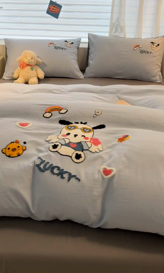 91家纺网 家纺一手货源 找家纺 优承佳生活馆 2024新款水洗m毛巾绣四件套 幸运小奶狗