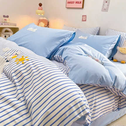 91家纺网 家纺一手货源 找家纺 如一 2024新款全棉条纹毛巾绣多巴胺风四件套 加油鸭