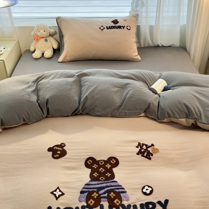 91家纺网 家纺一手货源 找家纺 优承佳生活馆 2024新款水洗m毛巾绣四件套 条纹熊熊