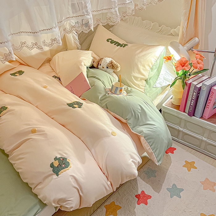 91家纺网 家纺一手货源 找家纺 （总）2024新款水洗棉卡通小清新毛巾绣四件套宿舍三件套学生款