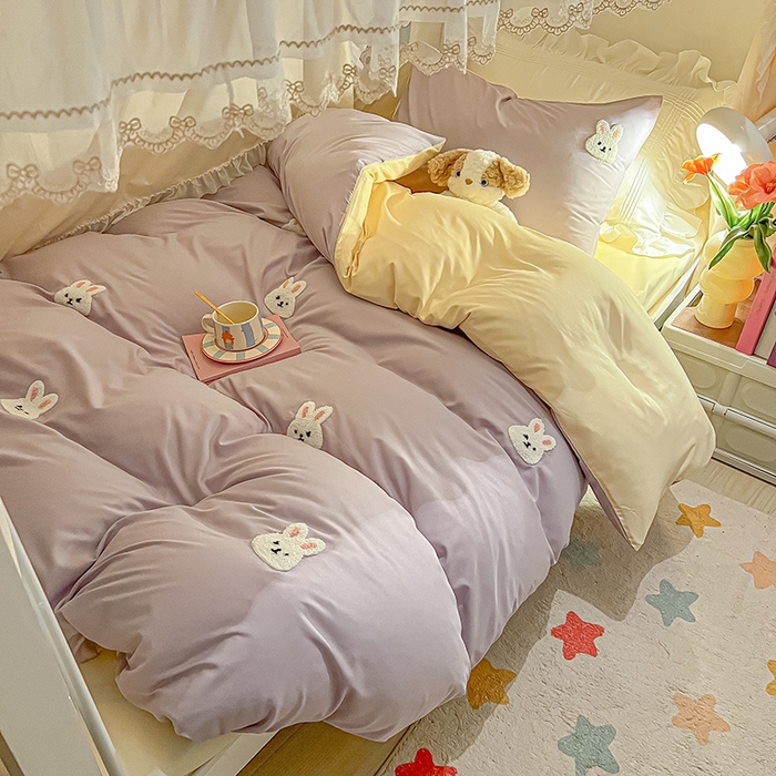 91家纺网 家纺一手货源 找家纺 2024新款水洗棉卡通小清新毛巾绣四件套宿舍三件套学生款 兔兔-奶油紫奶黄