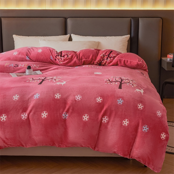 91家纺网 家纺一手货源 找家纺 董韵家纺 2025新款高克重全消光牛奶绒法莱绒金貂绒印花单品被套床裙四件套（提供买家秀） 一路发财-豆沙