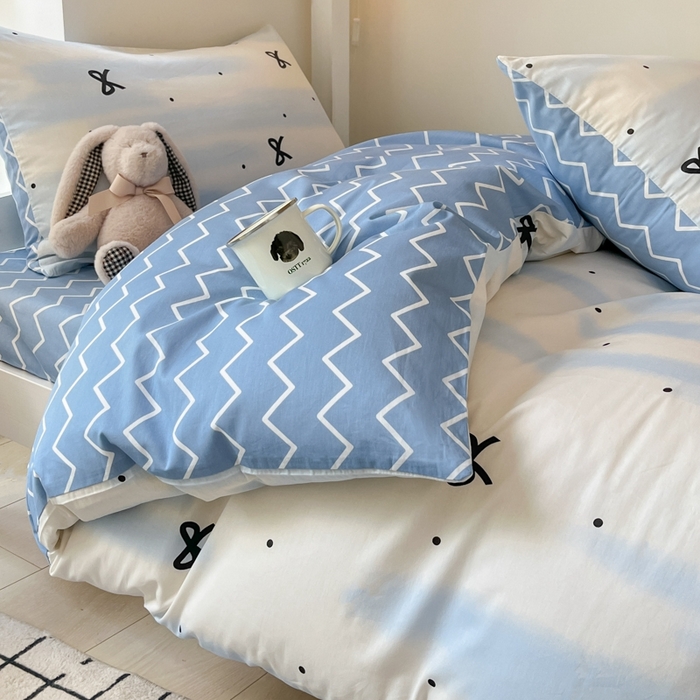 91家纺网 家纺一手货源 找家纺 吉象家纺 2025新款全棉印花款三件套 蓝茵