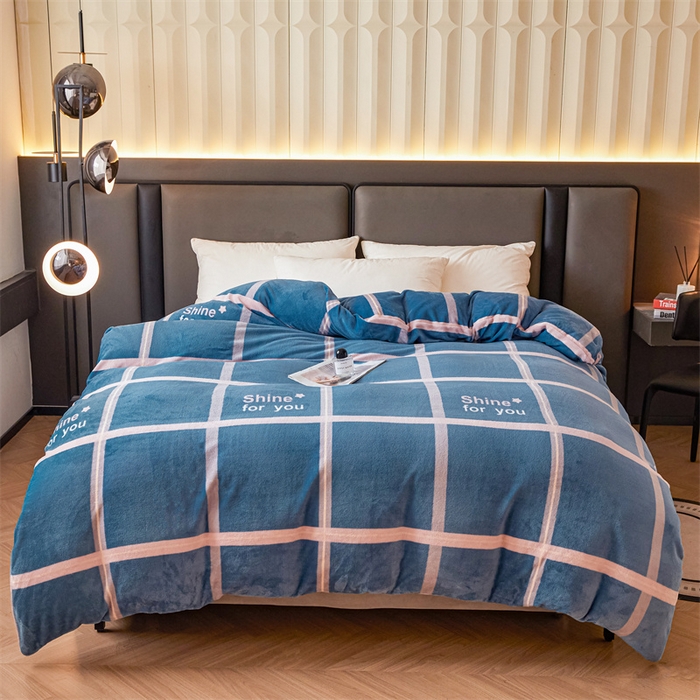 91家纺网 家纺一手货源 找家纺 董韵家纺 2025新款高克重全消光牛奶绒法莱绒金貂绒印花单品被套床裙四件套（提供买家秀） 为你发光-兰