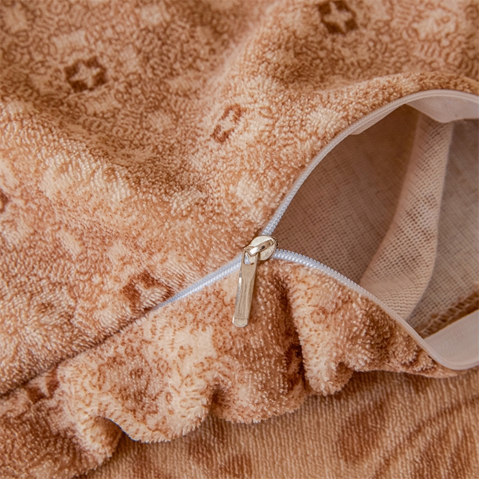 91家纺网 家纺一手货源 找家纺 董韵家纺 2025新款高克重全消光牛奶绒法莱绒金貂绒印花单品被套床裙四件套（提供买家秀） 蔷薇