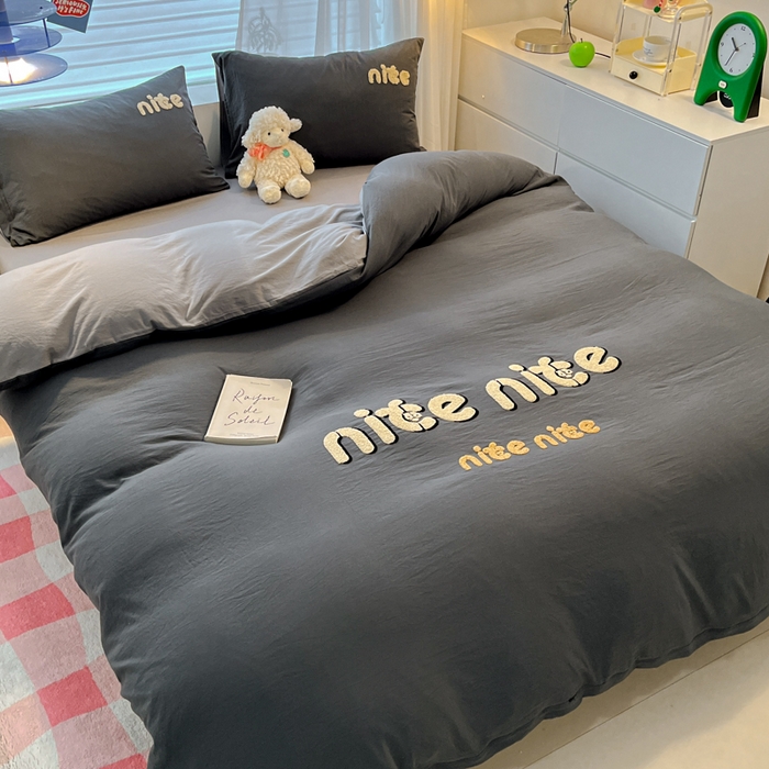 91家纺网 家纺一手货源 找家纺 优承佳生活馆 2024新款水洗m毛巾绣四件套 深灰字母