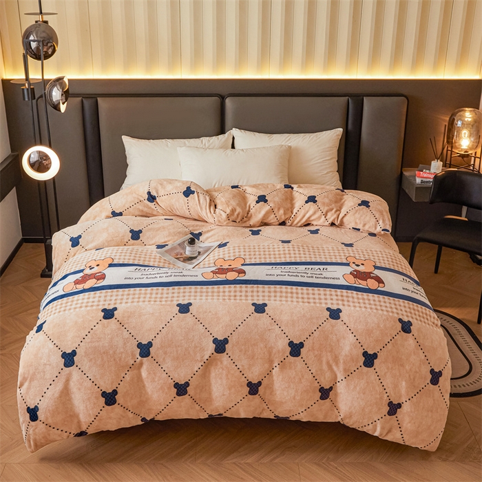 91家纺网 家纺一手货源 找家纺 董韵家纺 2025新款高克重全消光牛奶绒法莱绒金貂绒印花单品被套床裙四件套（提供买家秀） 爱克斯-卡其