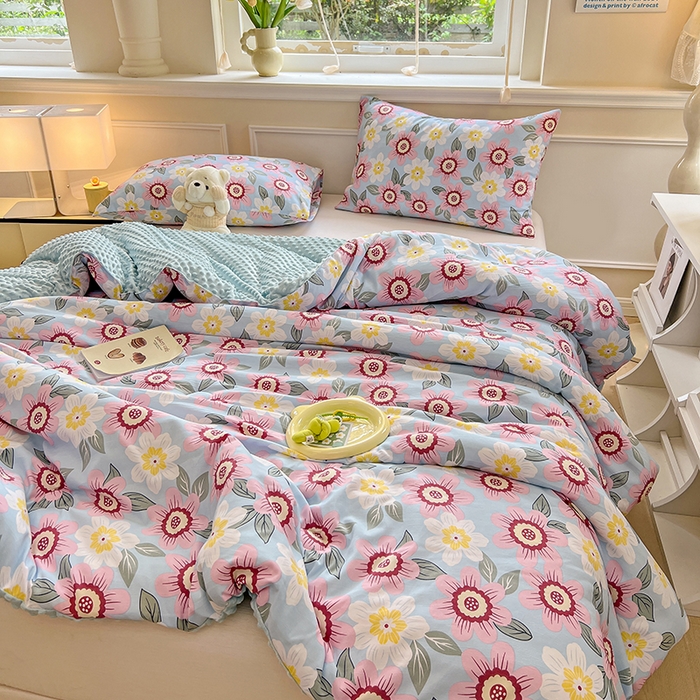 91家纺网 家纺一手货源 找家纺 居易简 2025新款水洗棉双层纱豆豆被加绒被子被芯直播豆豆绒被被子被芯冬被春秋被 海棠朵朵