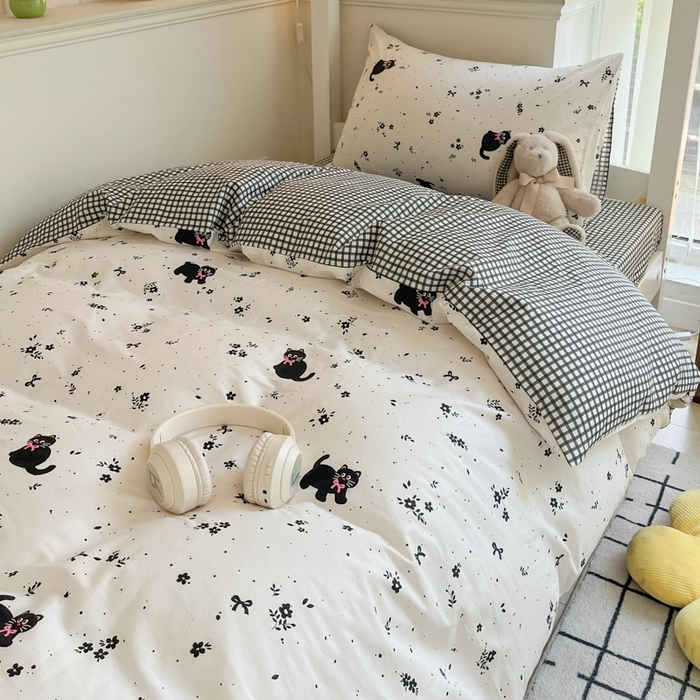 91家纺网 家纺一手货源 找家纺 吉象家纺 2025新款全棉印花款三件套 小黑猫