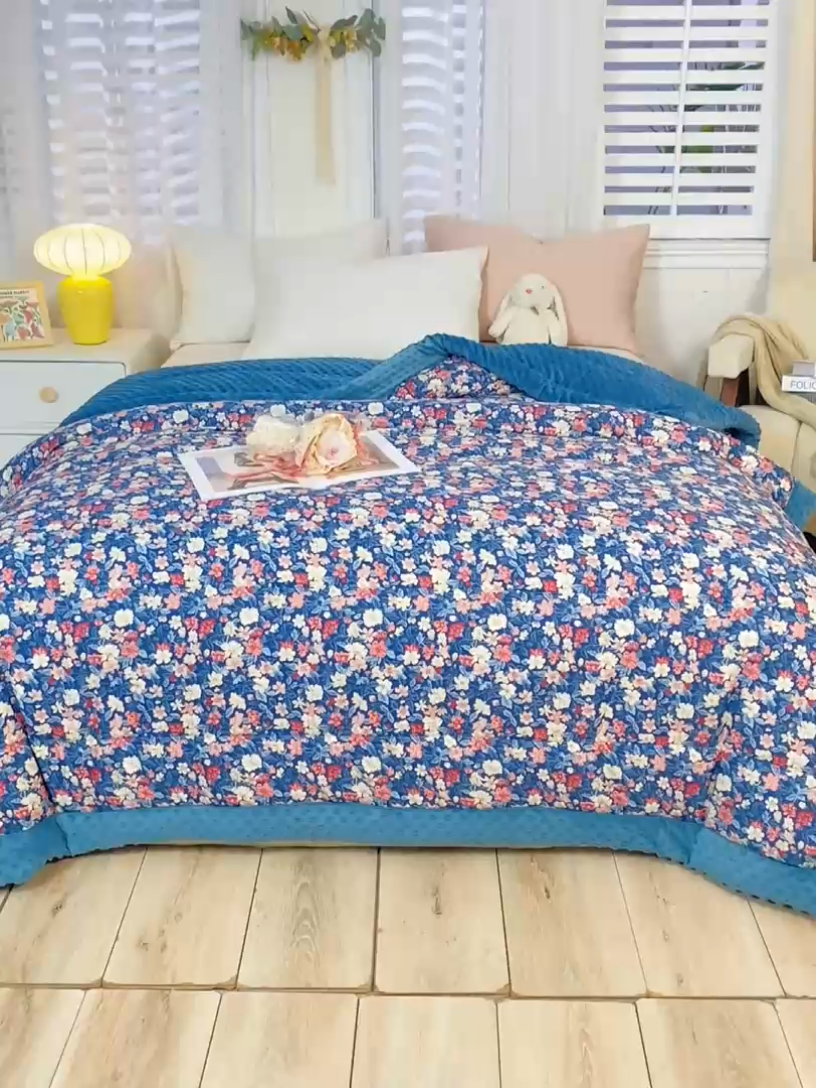 91家纺网 家纺一手货源 找家纺 锦鹭被业 2025新款全棉豆豆绒被系列 醉颜