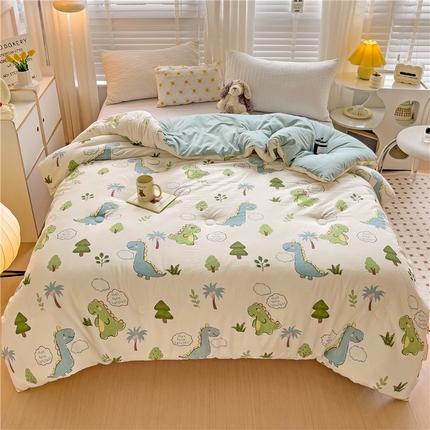 91家纺网 家纺一手货源 找家纺 艺菲阁家纺  2024新款A类水洗双层纱大豆纤维被冬被 恐龙星球