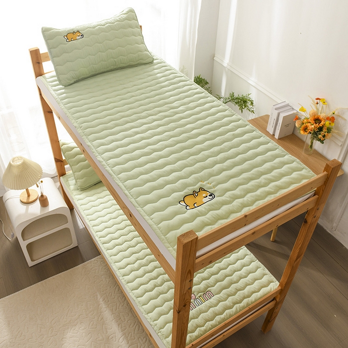 91家纺网 家纺一手货源 找家纺 恋绒家纺 2025新款刺绣款床垫学生床垫床褥宿舍上下铺床护垫 柯基KJ-薄荷绿