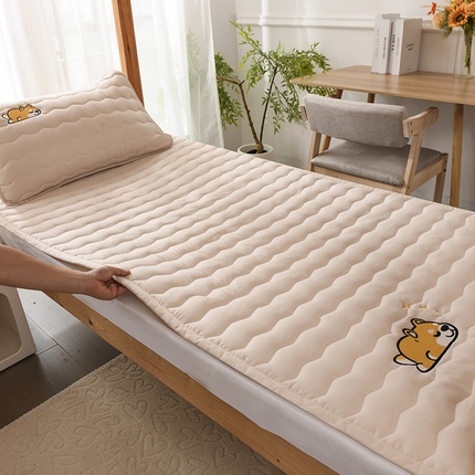 91家纺网 家纺一手货源 找家纺 （总）恋绒家纺 2025新款刺绣款床垫学生床垫床褥宿舍上下铺床护垫