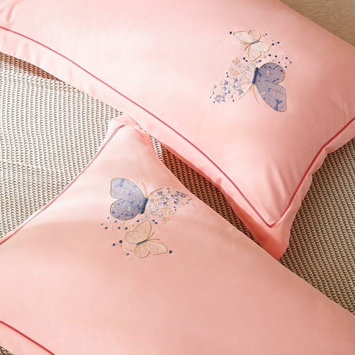 91家纺网 家纺一手货源 找家纺 （总）丰淘家纺 2024新款水洗棉刺绣羽蝶枕套