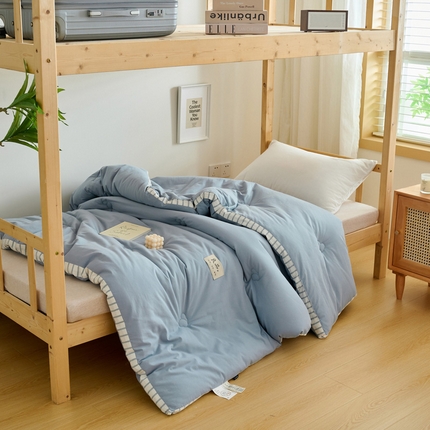 子由家居 2024新款b类简约立体条纹学生季大豆被 条纹-浅蓝