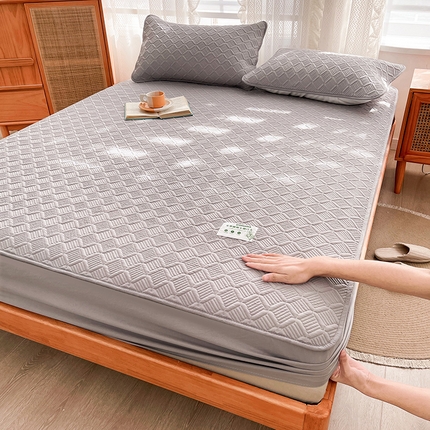 91家纺网 家纺一手货源 找家纺 小萌虎 2024新款大豆艾草原棉夹棉床笠 棋语-灰