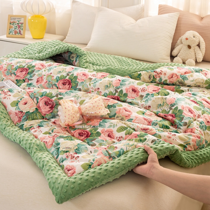 91家纺网 家纺一手货源 找家纺 锦鹭被业 2025新款全棉豆豆被系列 浪漫花舞