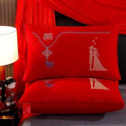 91家纺网 家纺一手货源 找家纺 佳尚枕芯 2025新款全棉纯棉刺绣喜庆婚庆结婚多用枕头枕芯 我们结婚吧48x74cm/只