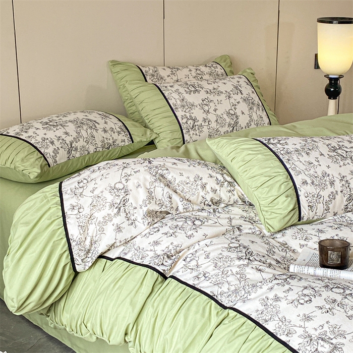 91家纺网 家纺一手货源 找家纺 一左一右 2024秋冬新款法式复古印花褶皱花边水洗磨毛四件套-场景一（提供买家秀） 清新绿