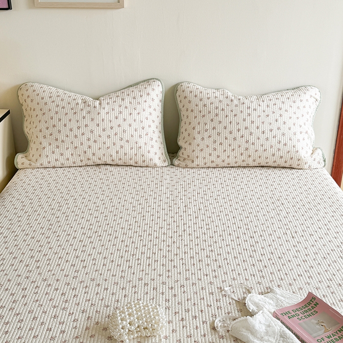 91家纺网 家纺一手货源 找家纺 琳可家居 2024新款印花款13070双面全棉砂洗床盖三件套 点点玫瑰