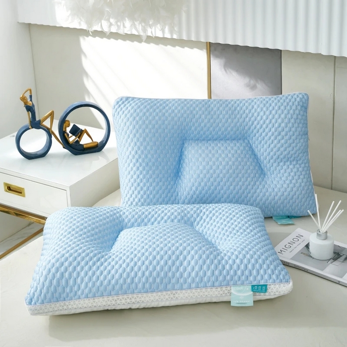 91家纺网 家纺一手货源 找家纺 佳尚枕芯 2025新款夏季天冰丝凉感冰豆豆护颈按摩枕头枕芯 凉感护颈枕蓝色48x74cm/只