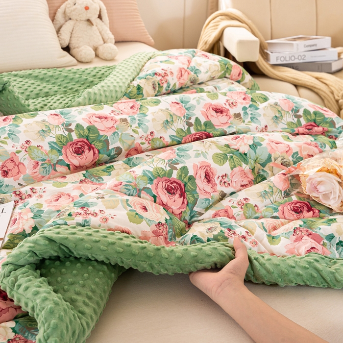 91家纺网 家纺一手货源 找家纺 锦鹭被业 2025新款全棉豆豆被系列 浪漫花舞