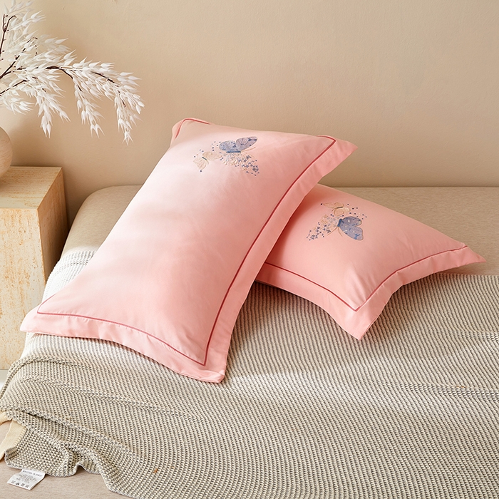 91家纺网 家纺一手货源 找家纺 （总）丰淘家纺 2024新款水洗棉刺绣羽蝶枕套