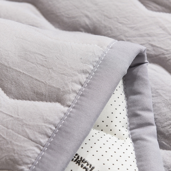 91家纺网 家纺一手货源 找家纺 恋绒家纺 2025新款刺绣款床垫学生床垫床褥宿舍上下铺床护垫 柯基KJ-奥丁灰