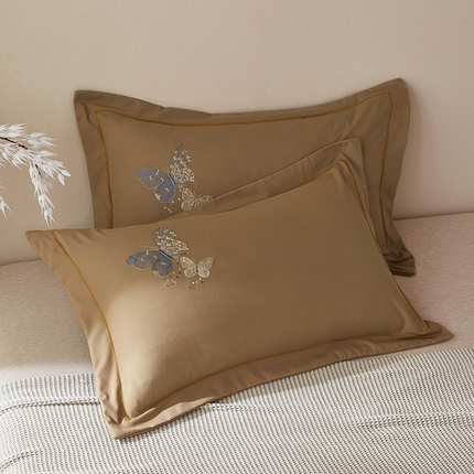 91家纺网 家纺一手货源 找家纺 （总）丰淘家纺 2024新款水洗棉刺绣羽蝶枕套