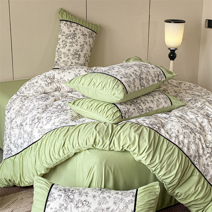 91家纺网 家纺一手货源 找家纺 一左一右 2024秋冬新款法式复古印花褶皱花边水洗磨毛四件套-场景一（提供买家秀） 清新绿