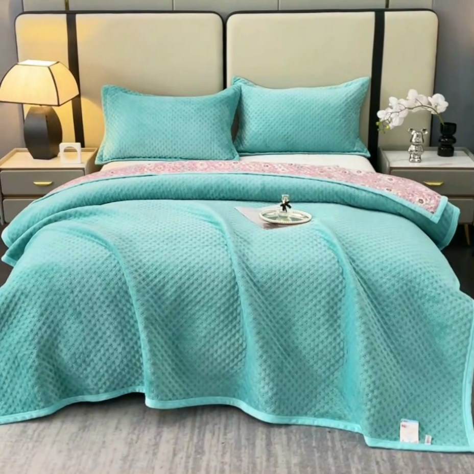 91家纺网 家纺一手货源 找家纺 晶缦家纺 2024新款华夫格牛奶绒床盖三件套 华夫格-翠绿