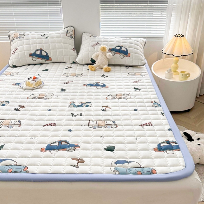 91家纺网 家纺一手货源 找家纺 卡派 2024新款大床水洗棉加厚夹棉防滑床褥子（印花系列） 汽车总动员