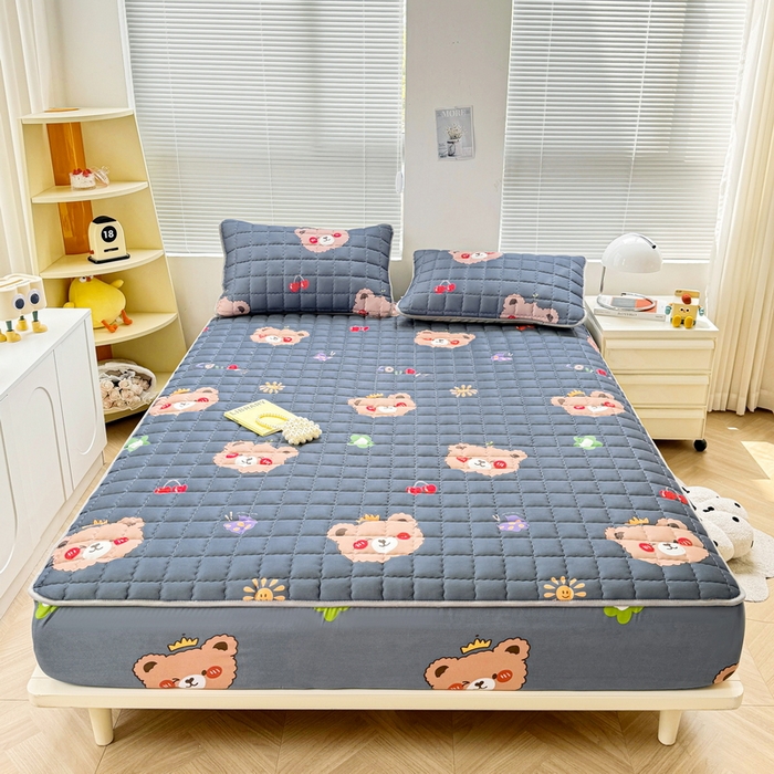 91家纺网 家纺一手货源 找家纺 卡派 2024新款大床水洗棉夹棉加厚床笠（印花系列） 灰熊