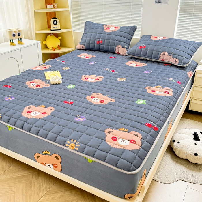 91家纺网 家纺一手货源 找家纺 卡派 2024新款大床水洗棉夹棉加厚床笠（印花系列） 灰熊